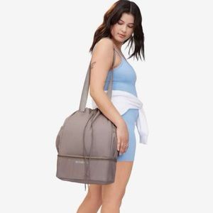 ⭐️ Beyond Yoga Convertible Gym Bag in Birch